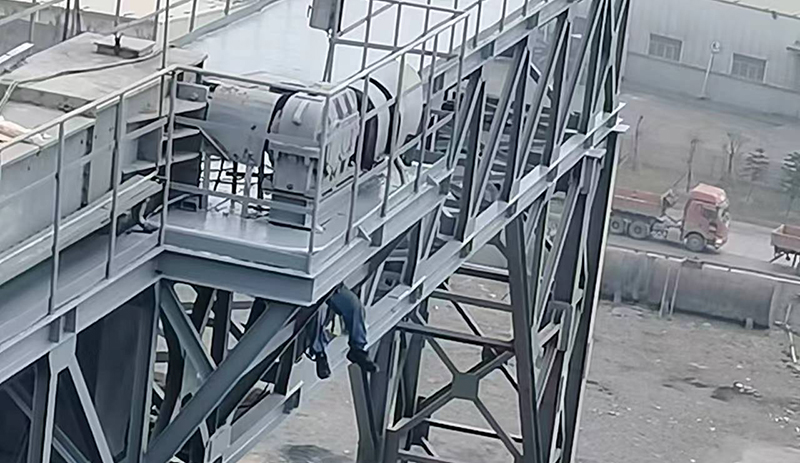 福州港口過(guò)橋修復項目